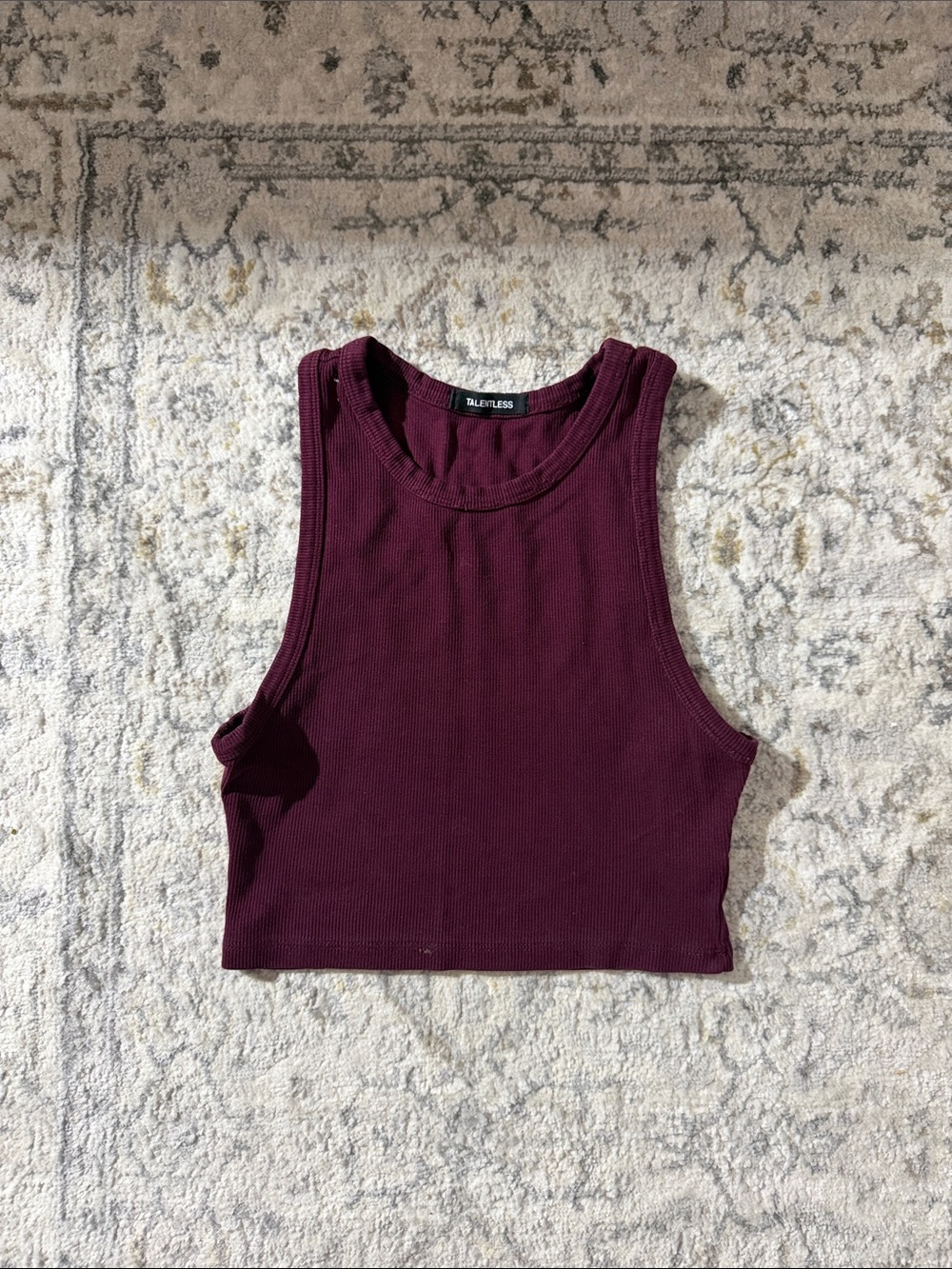 TALENTLESS Women's Ribbed Burgundy Crop Tank